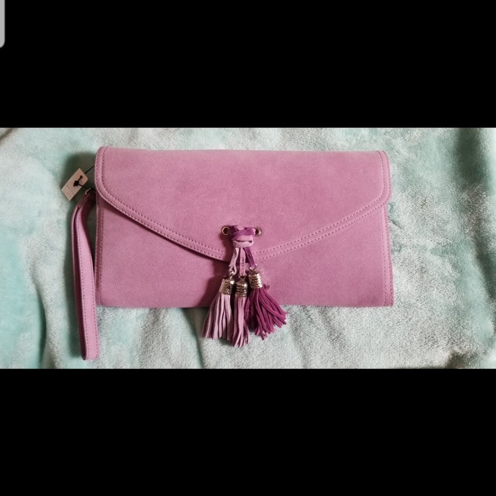 White House Black Market - Lavender clutch